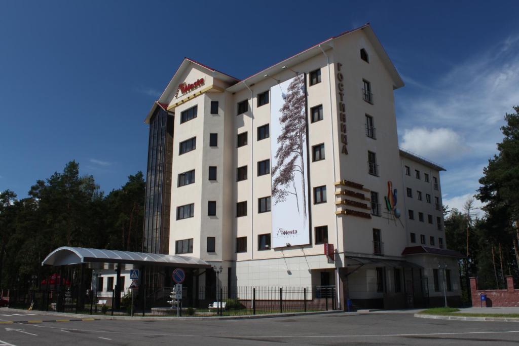 Hotel Westa Minsk Buitenkant foto